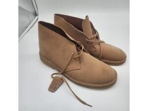 New Suede Clarks desert boot beige 9.5 sand
